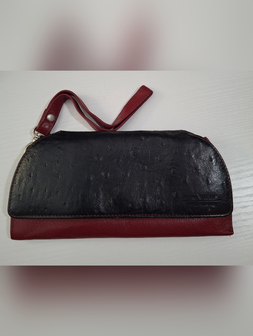Rogue Wristlet Wallet Napa leather ostrich print. EUC
